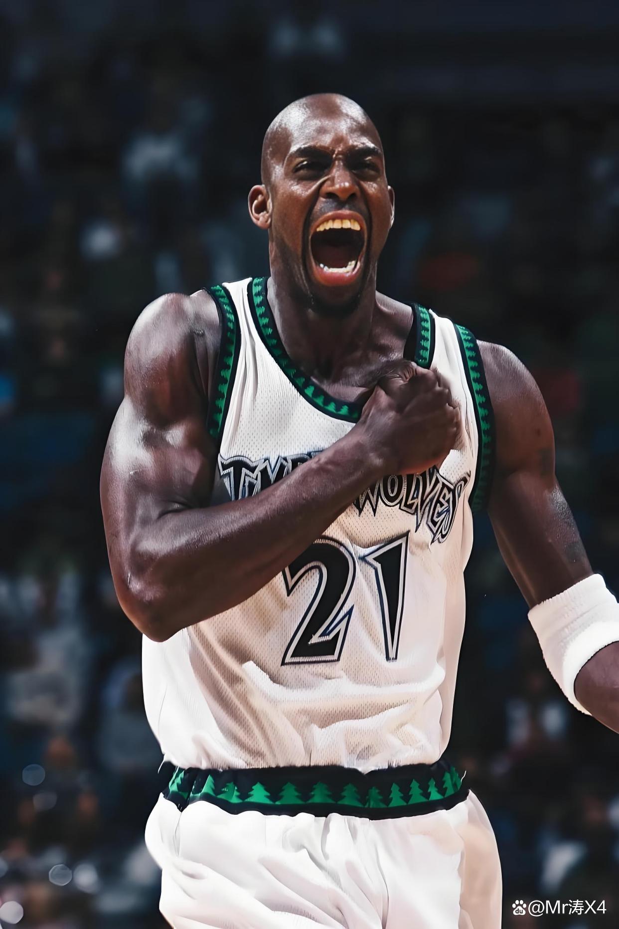 克里斯梅开二度完成逆转！（克里斯双响助队逆转！）