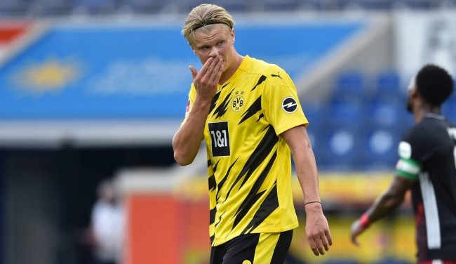 久违了，伊藤洋辉自今年3月以来首次进入拜仁比赛大名单（阔别数月，伊藤洋辉首度重返拜仁比赛名单）