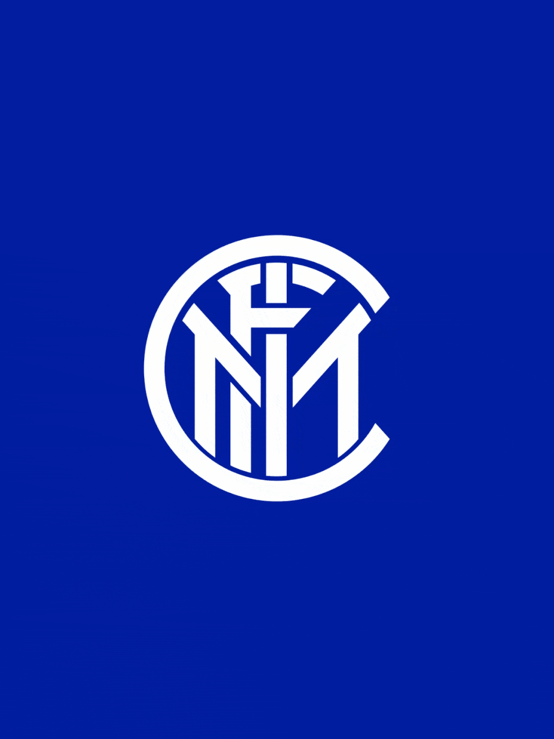 前锋关键时刻进球锁定胜利