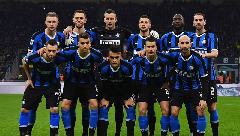 2板6助2抢，三分9中7 一己之力下起三分雨（2板6助2断，三分9投7中 一人掀起三分狂潮）