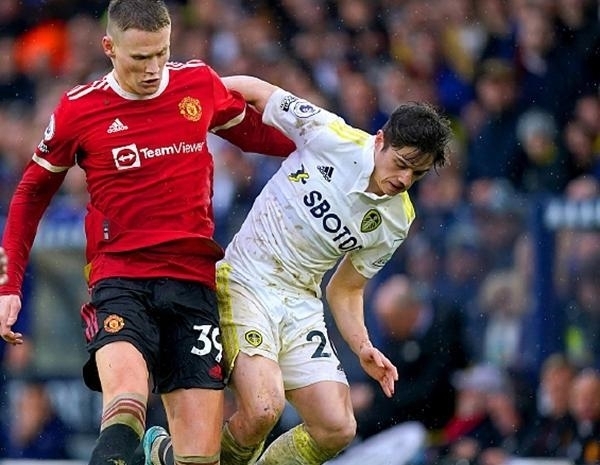 德天空：阿森纳关注法兰克福边锋巴霍亚，对方标价7000万欧（德天空：阿森纳有意法兰克福翼锋巴霍亚，后者要价达7000万欧元）